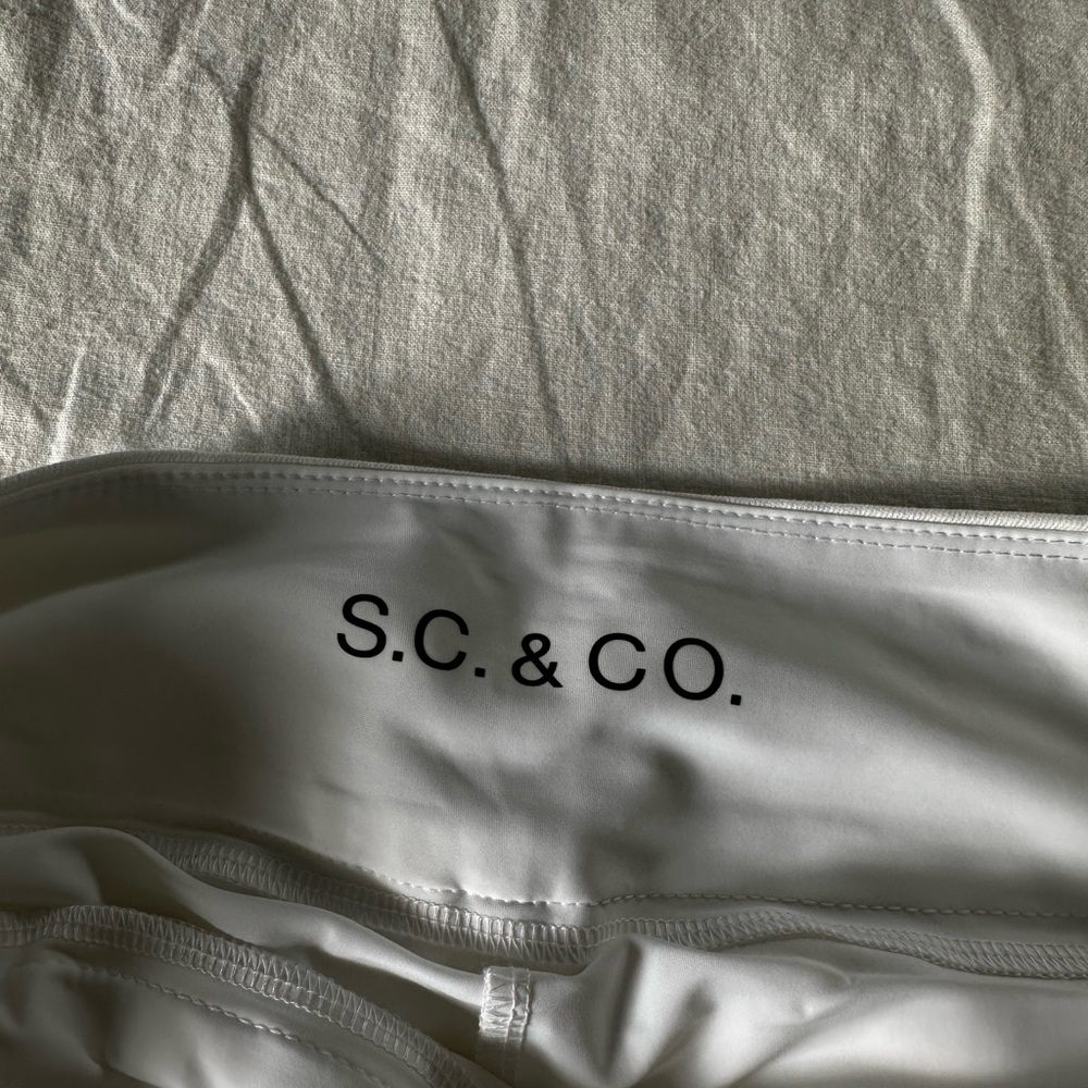 S.C. & Co. Women’s White Denim Skort size XL - Picture 4 of 9